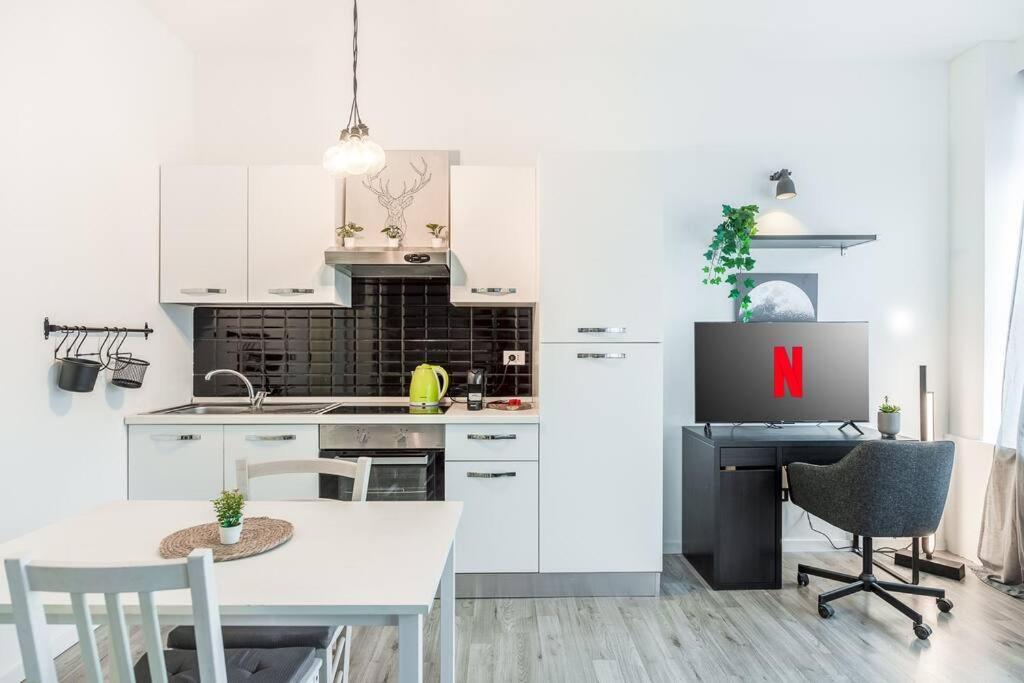 2 Minutes From Central Station-Exclusive Open Space Milan Exterior photo